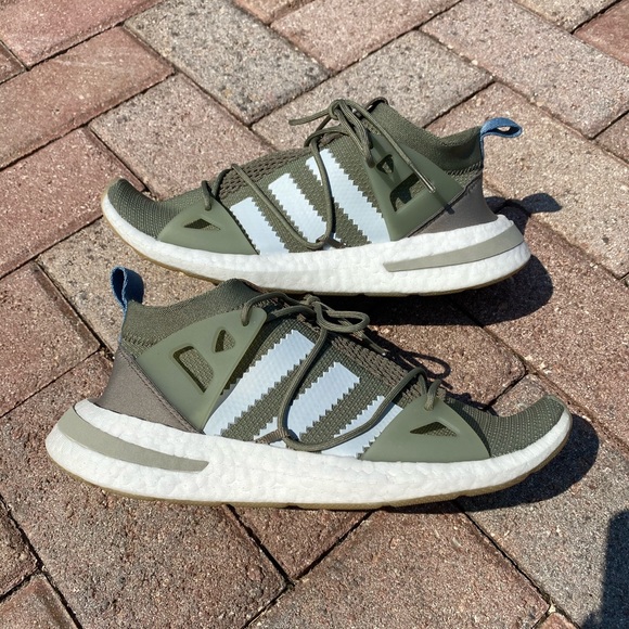 adidas Shoes - Adidas Originals Arkyn Women’s Shoes Sz 8